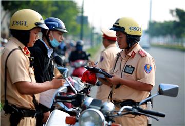 CSGT có được giữ Căn cước công dân của người vi phạm?