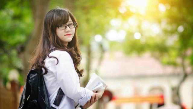 Từ năm 2018, miễn phí dự thi THPT quốc gia