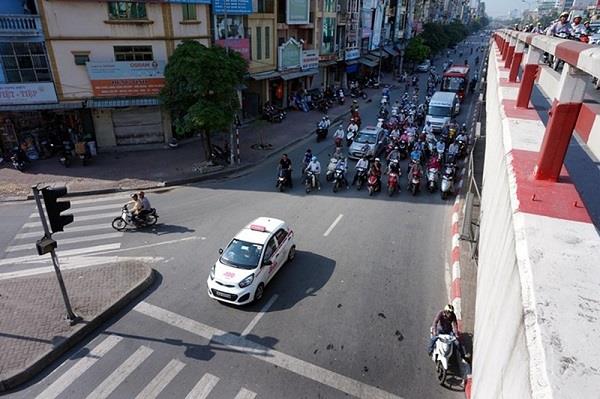 3 cách tránh nắng vi phạm giao thông