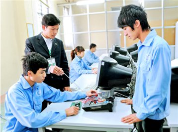 Doanh nghiệp có được ký hợp đồng học việc? Doanh nghiệp có được ký hợp đồng học việc?