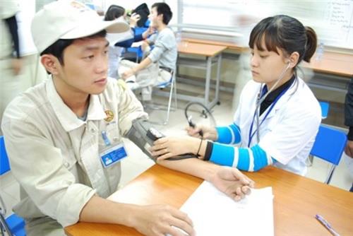 Sẽ hỗ trợ thêm tiền khám bệnh nghề nghiệp cho người lao động? Sẽ hỗ trợ thêm tiền khám bệnh nghề nghiệp cho người lao động?