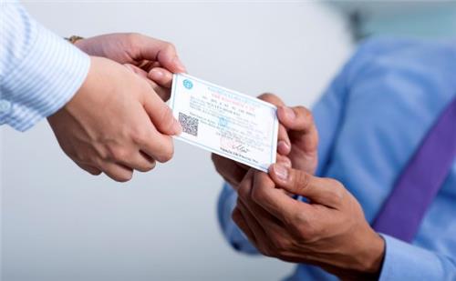 Nghỉ việc, thẻ bảo hiểm y tế có còn giá trị? Nghỉ việc, thẻ bảo hiểm y tế có còn giá trị?