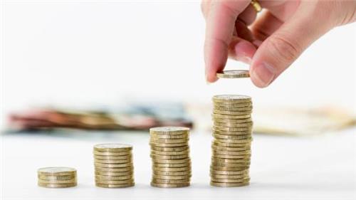 Chính sách tiền lương năm 2021: Nhiều thay đổi do Covid-19 Chính sách tiền lương năm 2021: Nhiều thay đổi do Covid-19